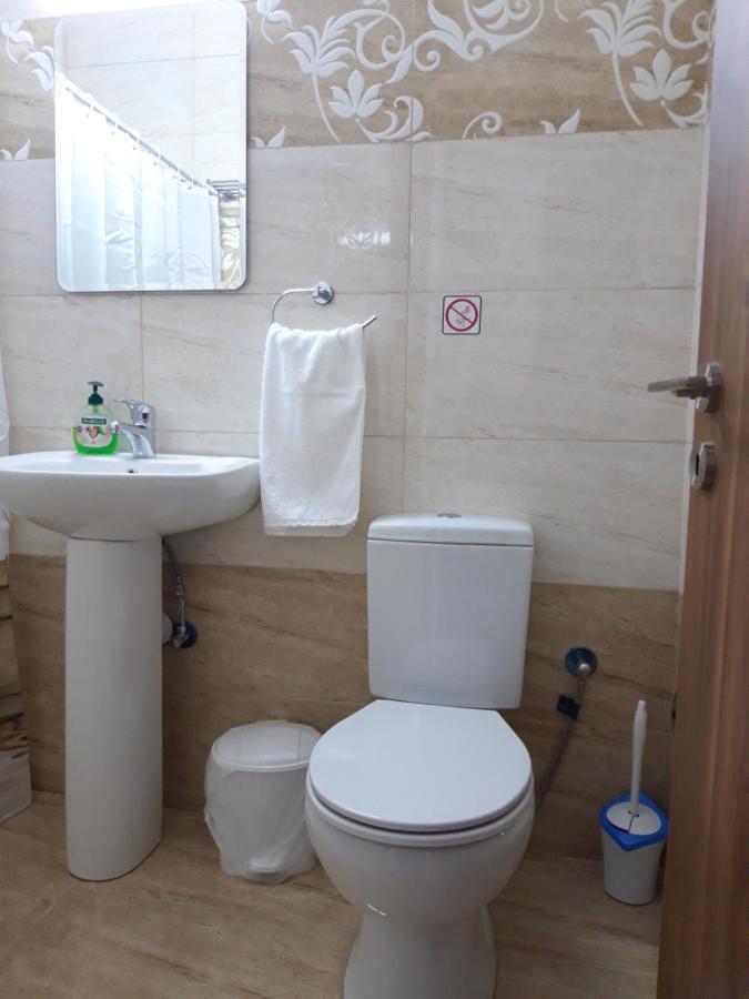 Costas Two-Bedroom Ground Floor Apartment Paphos Kültér fotó
